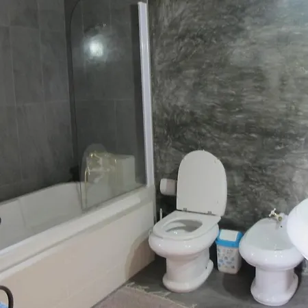 4 Seasons Guest house 4*