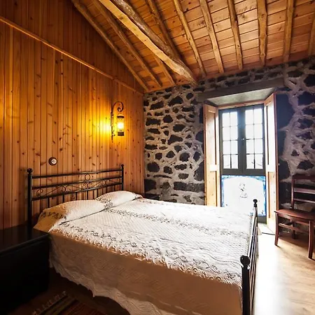 4 Seasons Guest house Sao Roque do Pico