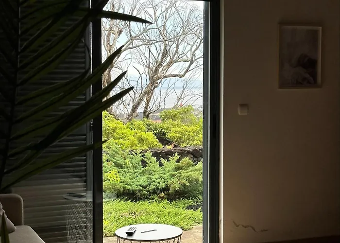 4 Seasons Konukevi São Roque do Pico